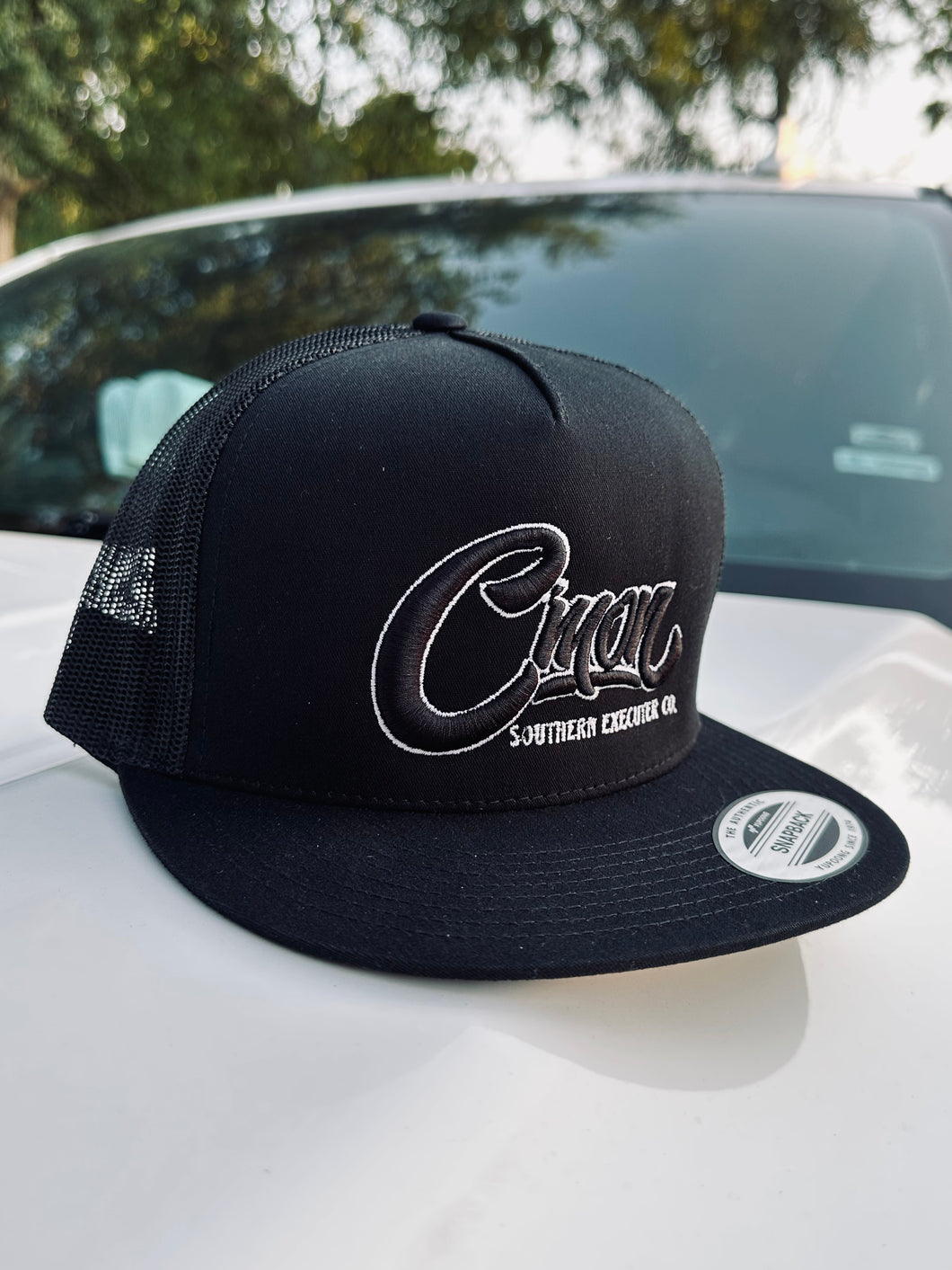 C’mon Solid Black
